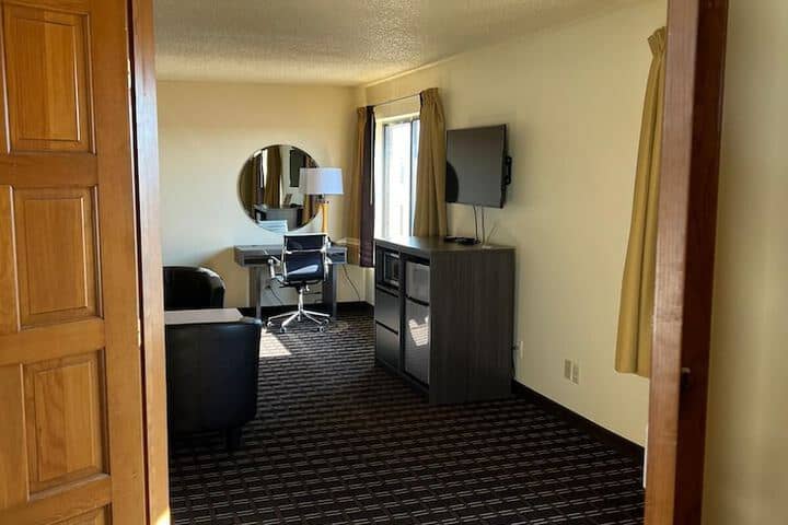 Room 10 of 44