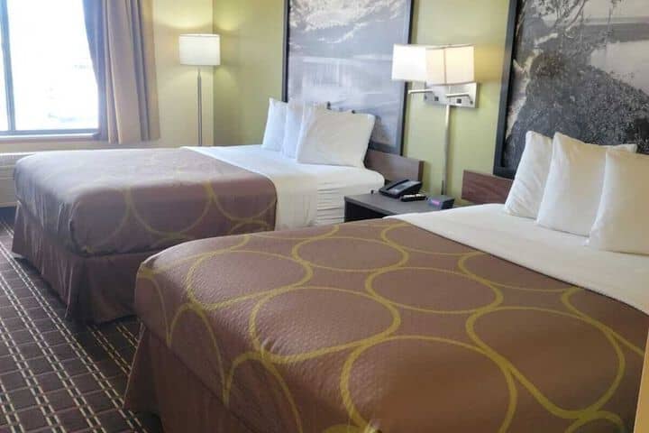 Room 7 of 44
